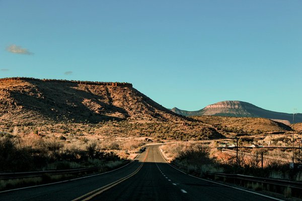 Comment les innovations en matière de carburant influencent-elles l'industrie automobile ?
